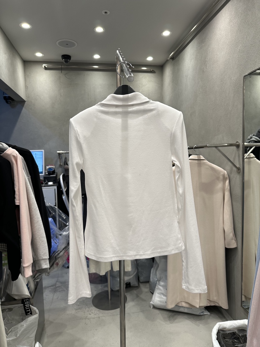 CELEBRITY-A韓國直郵女士新款真品時尚熱賣26春夏長袖T恤CELEBRITY-A長袖T恤