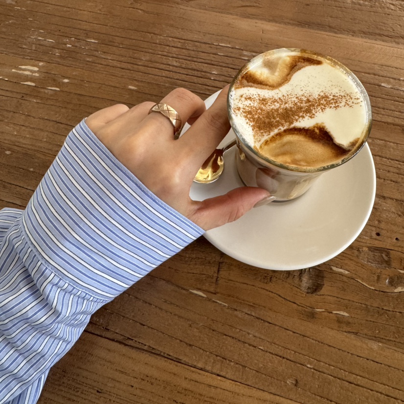 RIAH韓國直郵女士新款休閑職業時尚熱賣人氣真品襯衫蕾絲衫RIAH襯衫/蕾絲衫