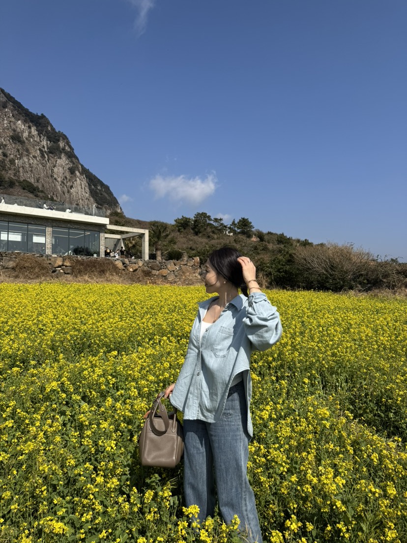 RIAH韓國直郵女裝新款熱賣推薦時尚休閑人氣職業襯衫蕾絲衫RIAH襯衫/蕾絲衫