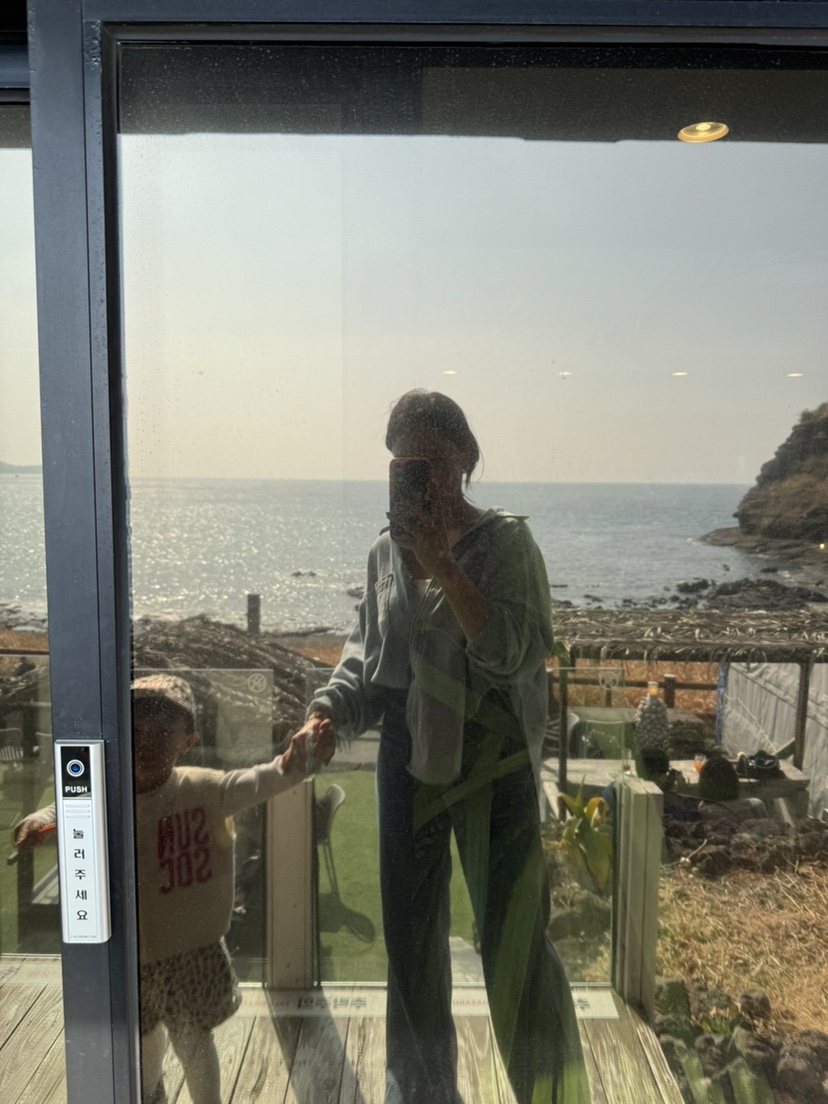 RIAH韓國直郵女裝新款熱賣推薦時尚休閑人氣職業襯衫蕾絲衫RIAH襯衫/蕾絲衫