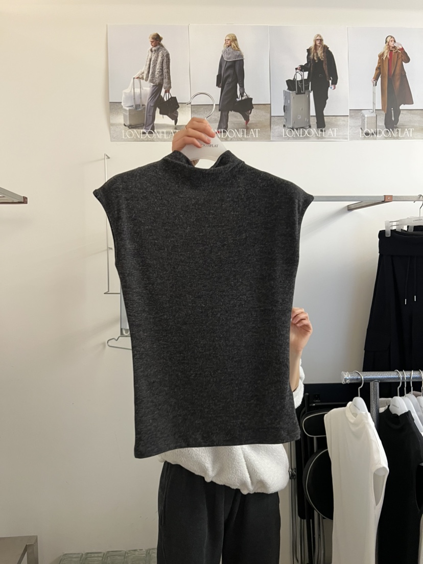 LONDON FLAT韓國代購女士新品真品時尚推薦熱賣26春夏T恤LONDON FLATT恤圖色2