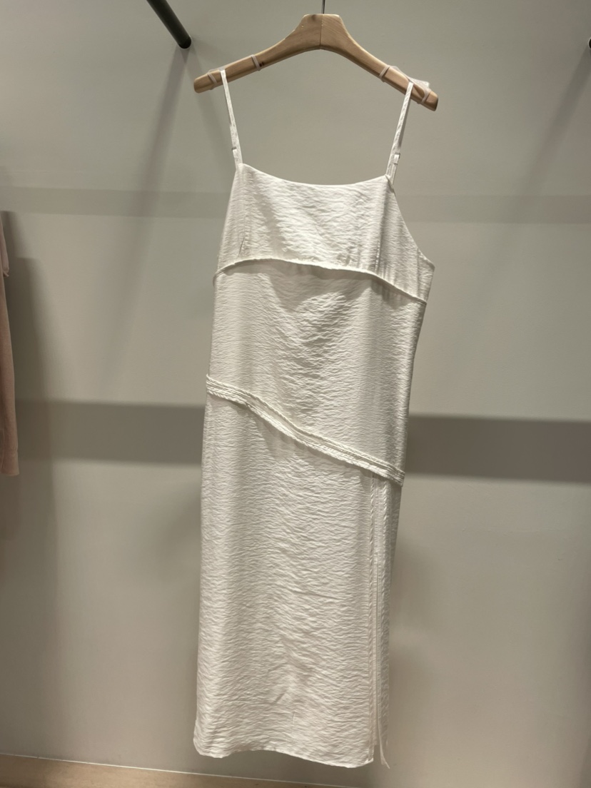 ORMORE東大門實拍女裝新款時尚推薦休閑職業26春夏連衣裙ORMORE連衣裙圖色1