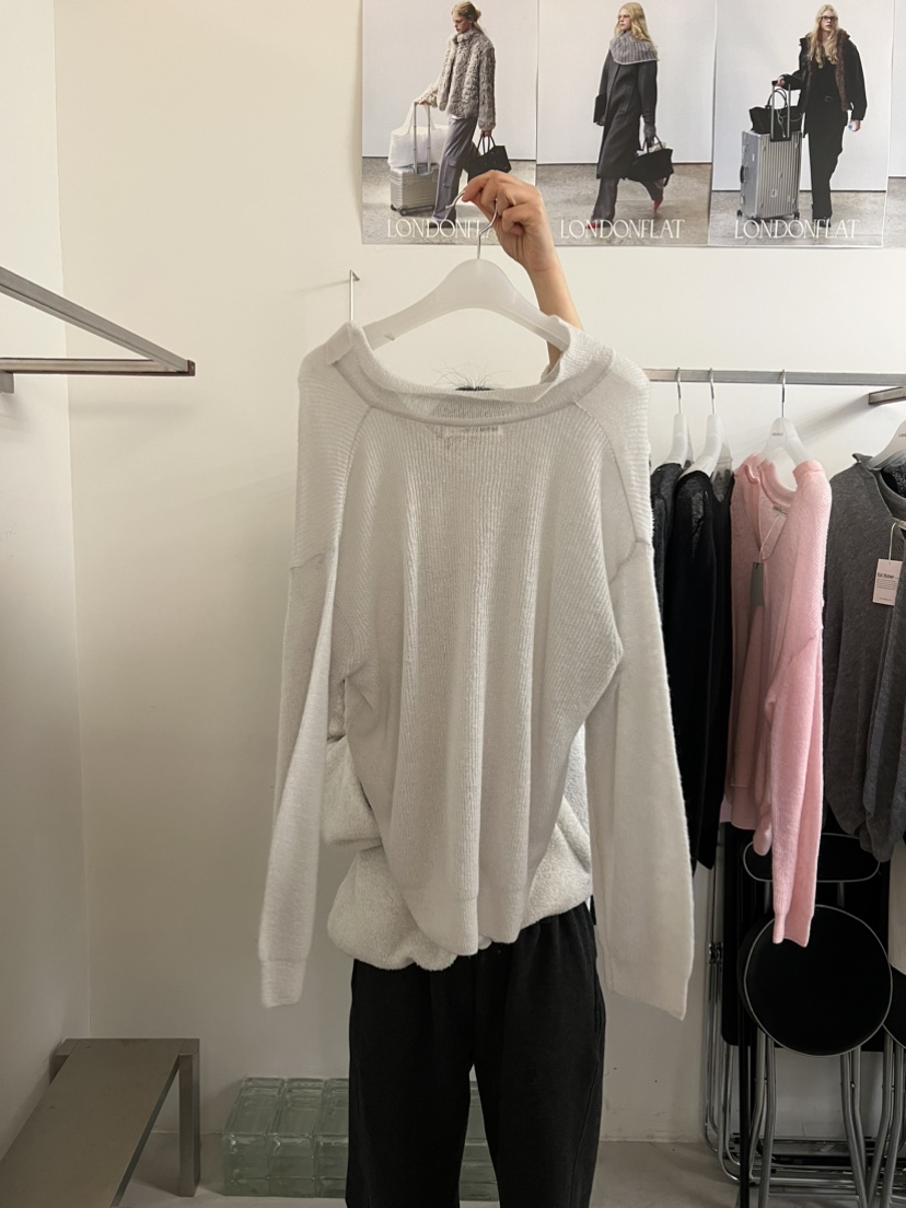 LONDON FLAT韓國代購女士新款時尚職業推薦熱賣針織衫V領LONDON FLAT針織衫