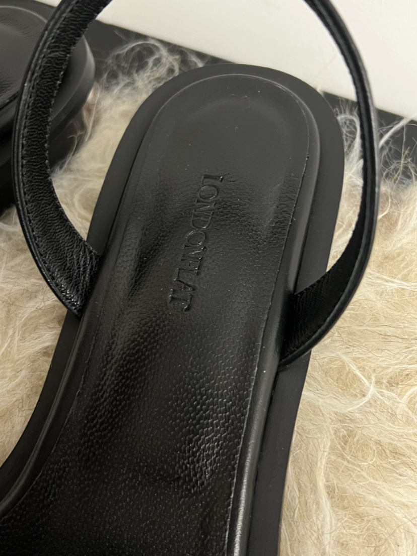 LONDON FLAT韓國直郵女士新款時尚26春夏職業人氣涼鞋拖鞋LONDON FLAT涼鞋/拖鞋