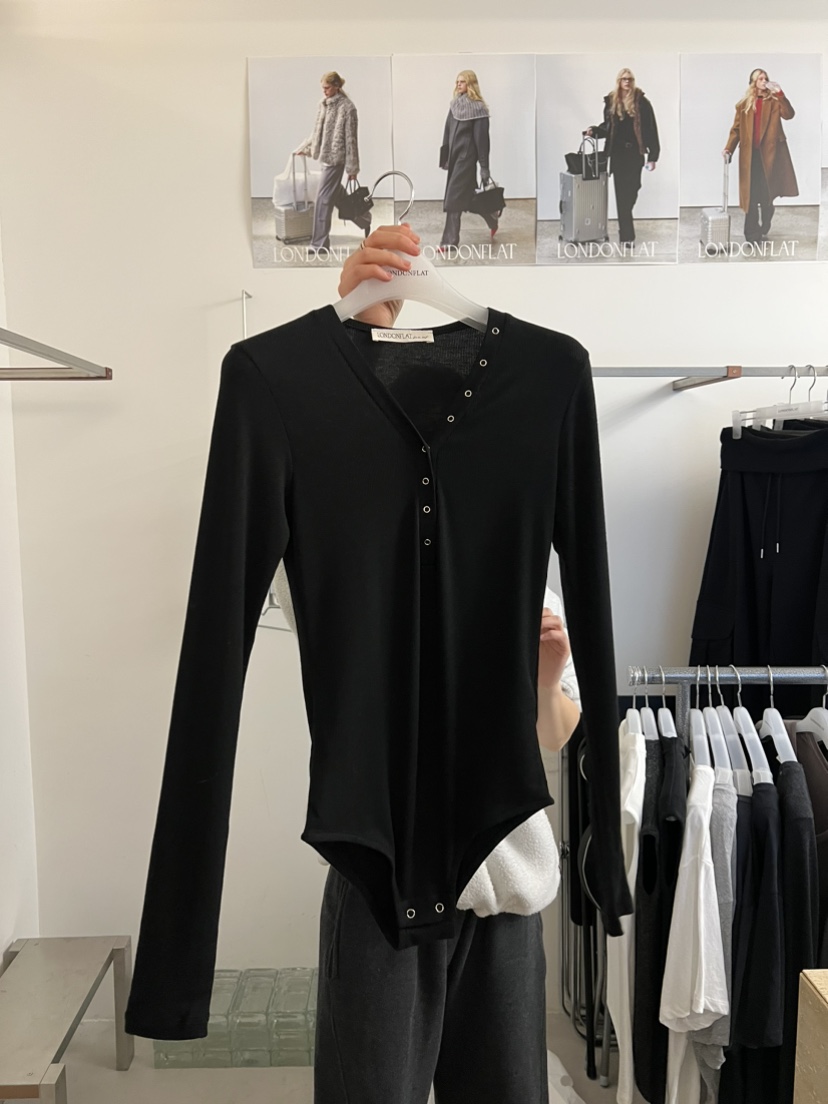 LONDON FLAT東大門代購女裝新款人氣職業休閑熱賣長袖T恤LONDON FLAT長袖T恤圖色2