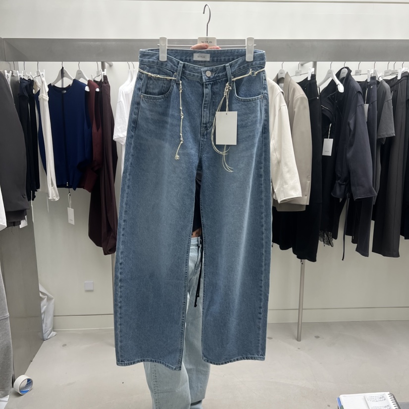 NUTPLAN韓國代購女士新品真品26春夏人氣牛仔褲不含腰帶棉NUTPLAN牛仔褲圖色2