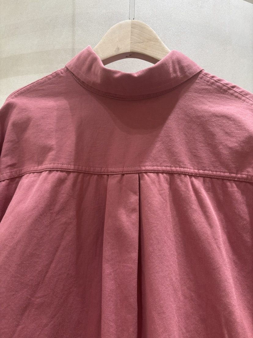 WHO IS SHE東大門實拍女裝新款時尚真品職業襯衫蕾絲衫WHO IS SHE襯衫/蕾絲衫