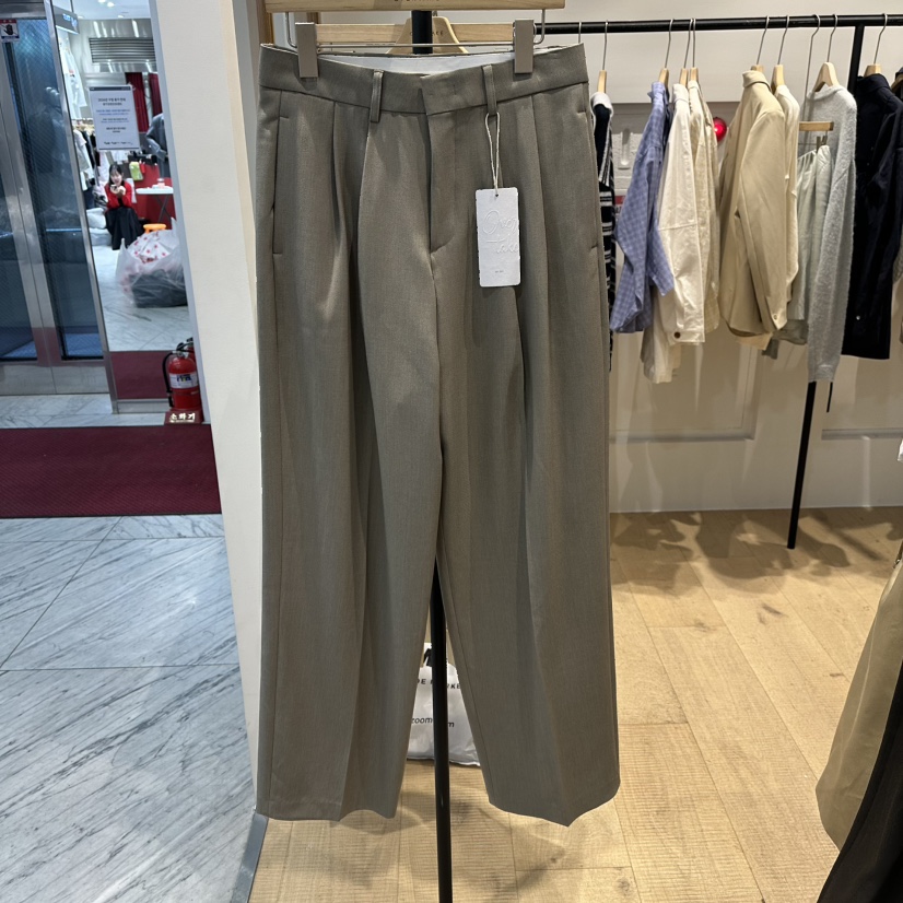 OVERTAKE東大門實拍女士新品休閑人氣26春夏時尚熱賣休閑褲OVERTAKE休閑褲圖色1