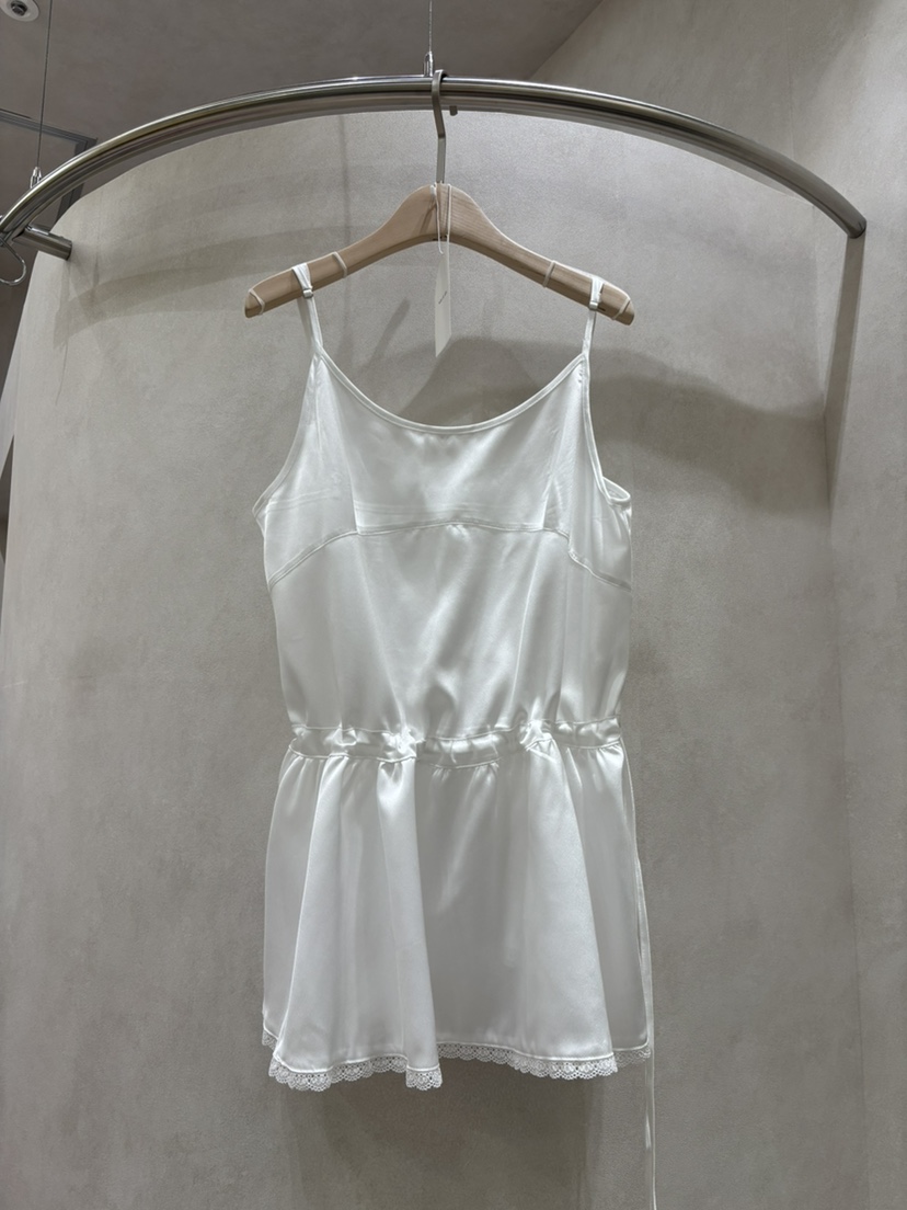 WHO IS SHE東大門實拍女裝新品真品26春夏休閑時尚連衣裙WHO IS SHE連衣裙圖色1