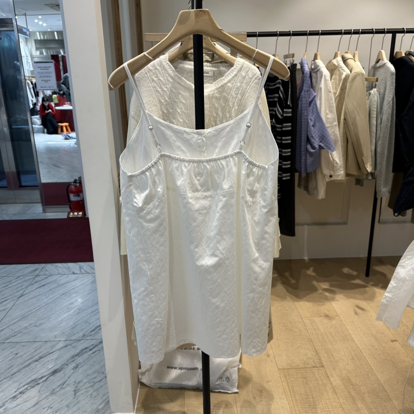 OVERTAKE東大門代購女裝新品休閑人氣26春夏推薦熱賣連衣裙OVERTAKE連衣裙