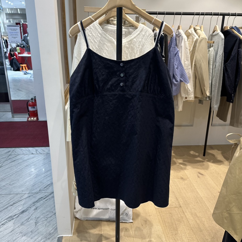 OVERTAKE東大門代購女裝新品休閑人氣26春夏推薦熱賣連衣裙OVERTAKE連衣裙圖色2