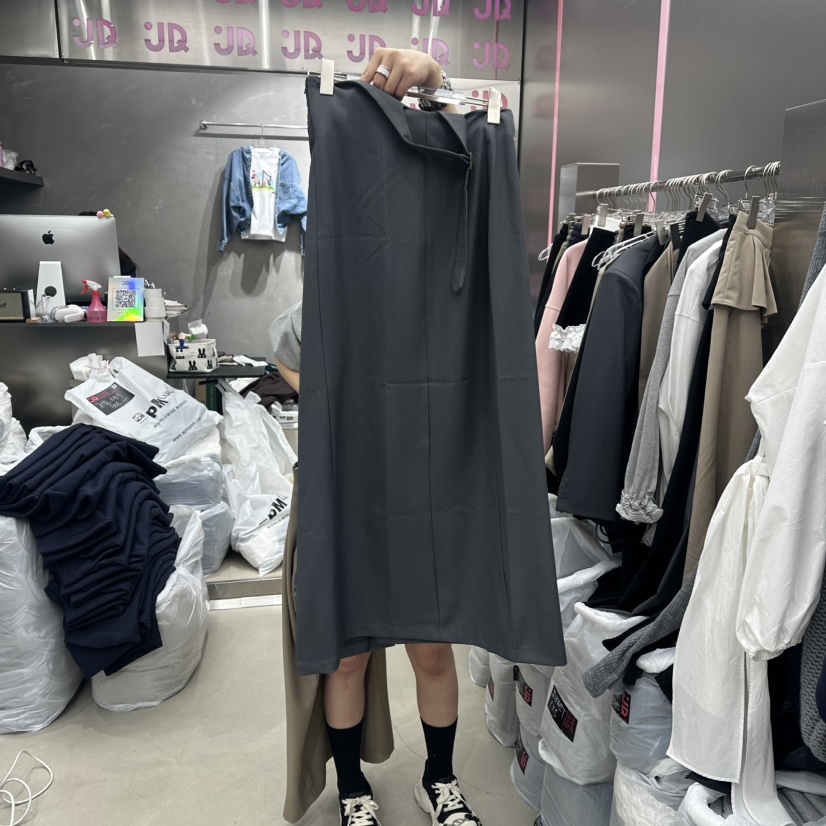 JUDYQUE東大門代購女裝新品熱賣26春夏人氣真品時尚推薦長裙JUDYQUE長裙