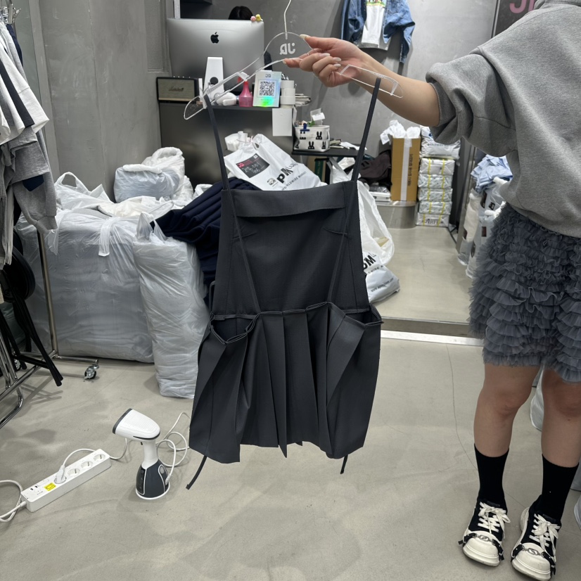 JUDYQUE東大門直郵女士新品休閑時尚職業真品26春夏連衣裙褶裥JUDYQUE連衣裙