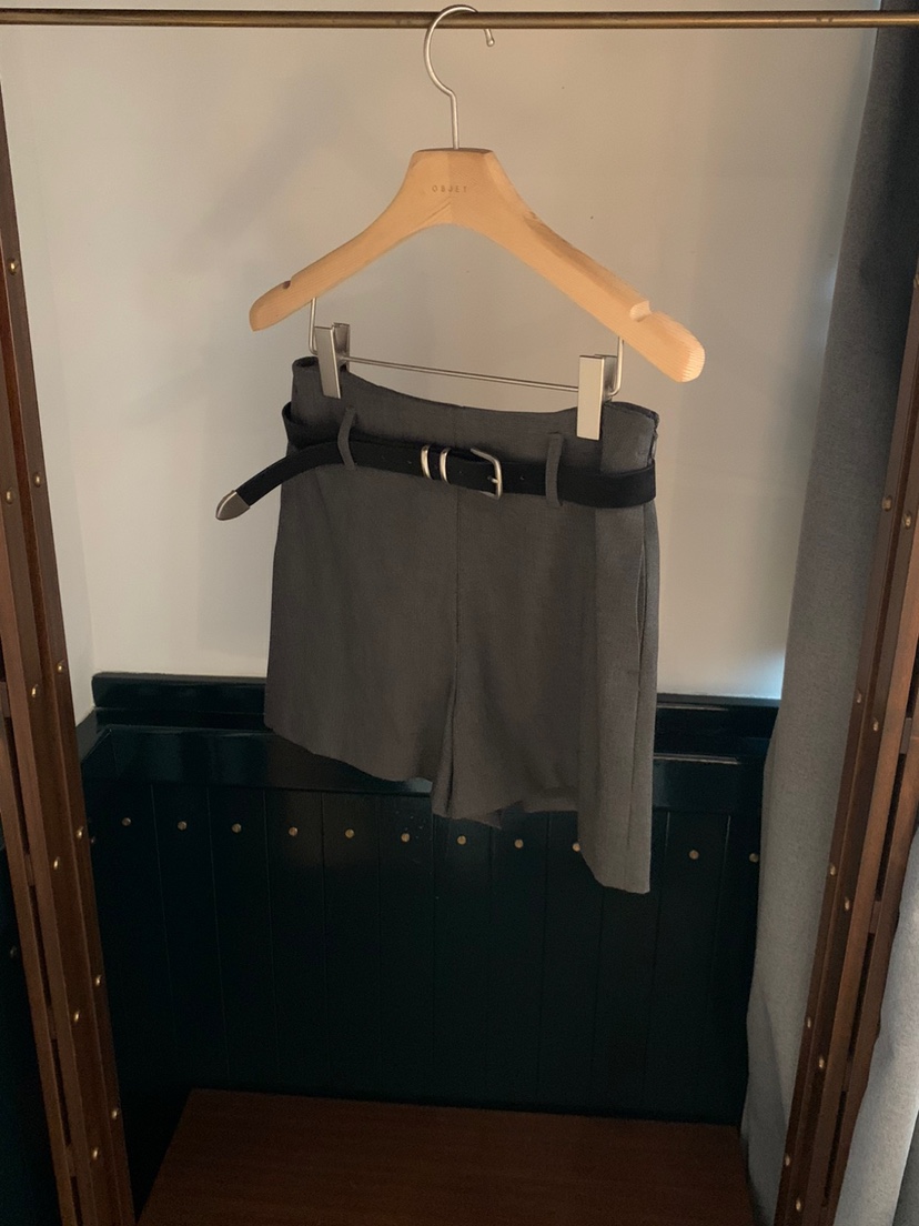 OBJET/LOVEUSU東大門直郵女裝新品時尚短褲不含腰帶系帶OBJET/LOVEUSU短褲圖色2