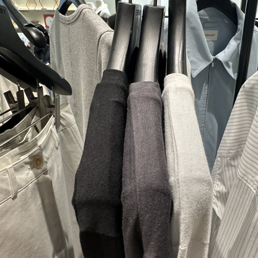 FEBRUARY 11東大門直郵女裝新款人氣26春夏熱賣職業長袖T恤FEBRUARY 11長袖T恤