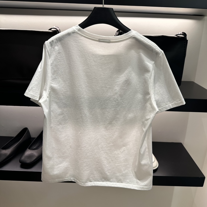 FEBRUARY 11韓國代購女裝新款熱賣真品推薦人氣26春夏T恤FEBRUARY 11T恤