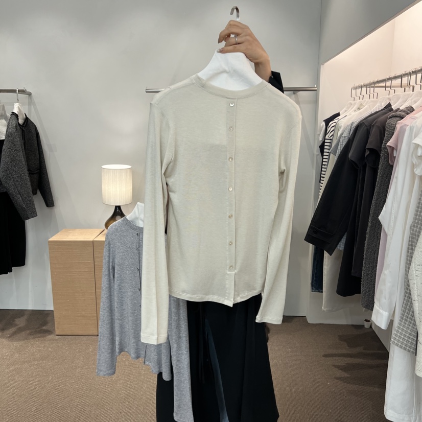 SIHO ARCHIVE東大門直郵女士新品休閑推薦人氣長袖T恤紐扣SIHO ARCHIVE長袖T恤