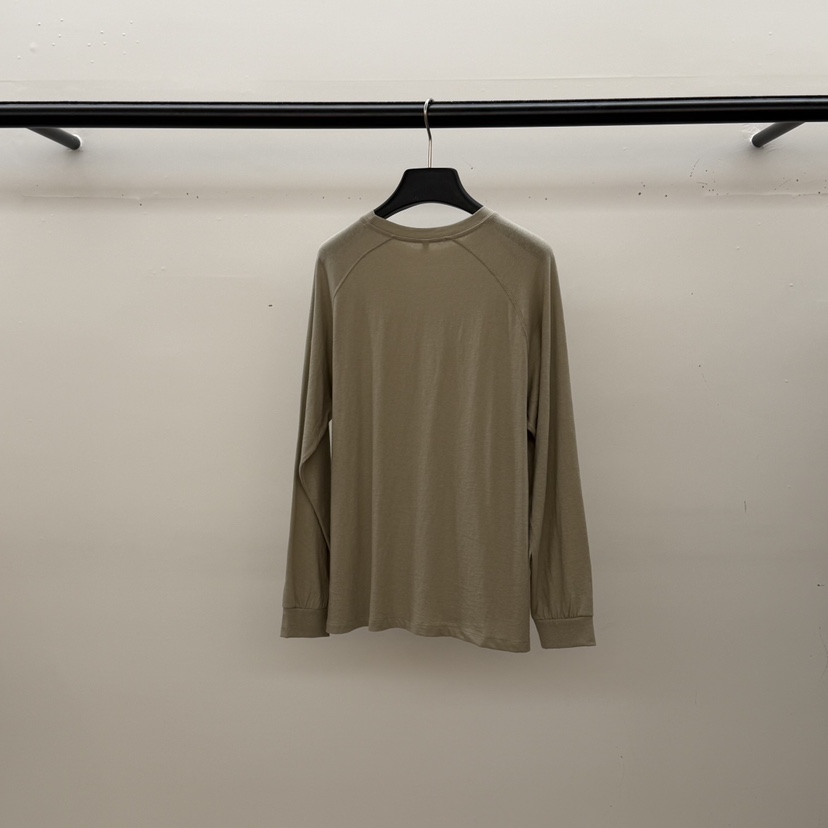 ID東大門直郵女士新款26春夏時尚人氣休閑職業熱賣長袖T恤ID長袖T恤