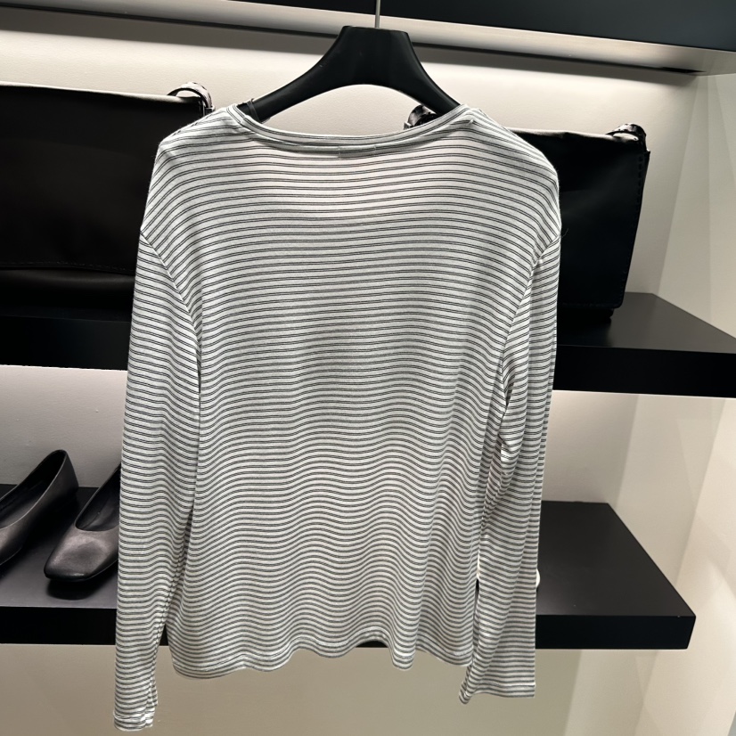 FEBRUARY 11東大門實拍女裝新品職業熱賣休閑人氣長袖T恤FEBRUARY 11長袖T恤