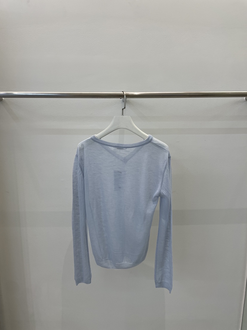 BETTER東大門實拍女裝新款熱賣推薦人氣時尚休閑長袖T恤V領BETTER長袖T恤