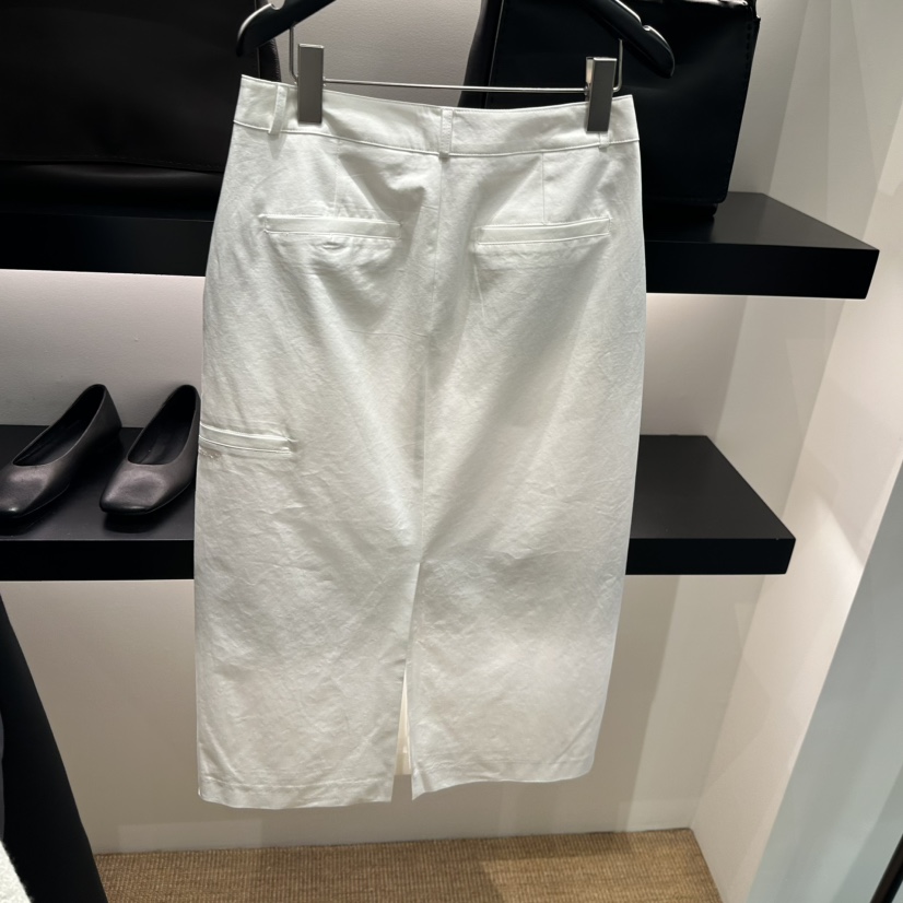 FEBRUARY 11東大門直郵女裝新款熱賣休閑時尚半身裙中短裙FEBRUARY 11半身裙/中短裙