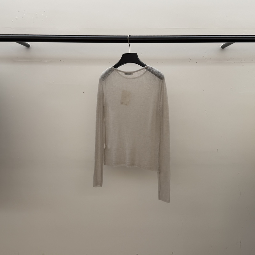 ID東大門實拍女士新款26春夏熱賣真品休閑職業長袖T恤羊駝ID長袖T恤