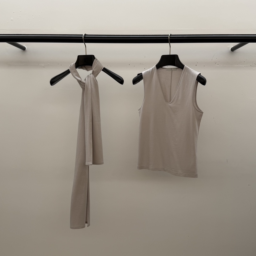 ID韓國代購女士新品職業26春夏時尚推薦吊帶背心含圍巾V領ID吊帶/背心