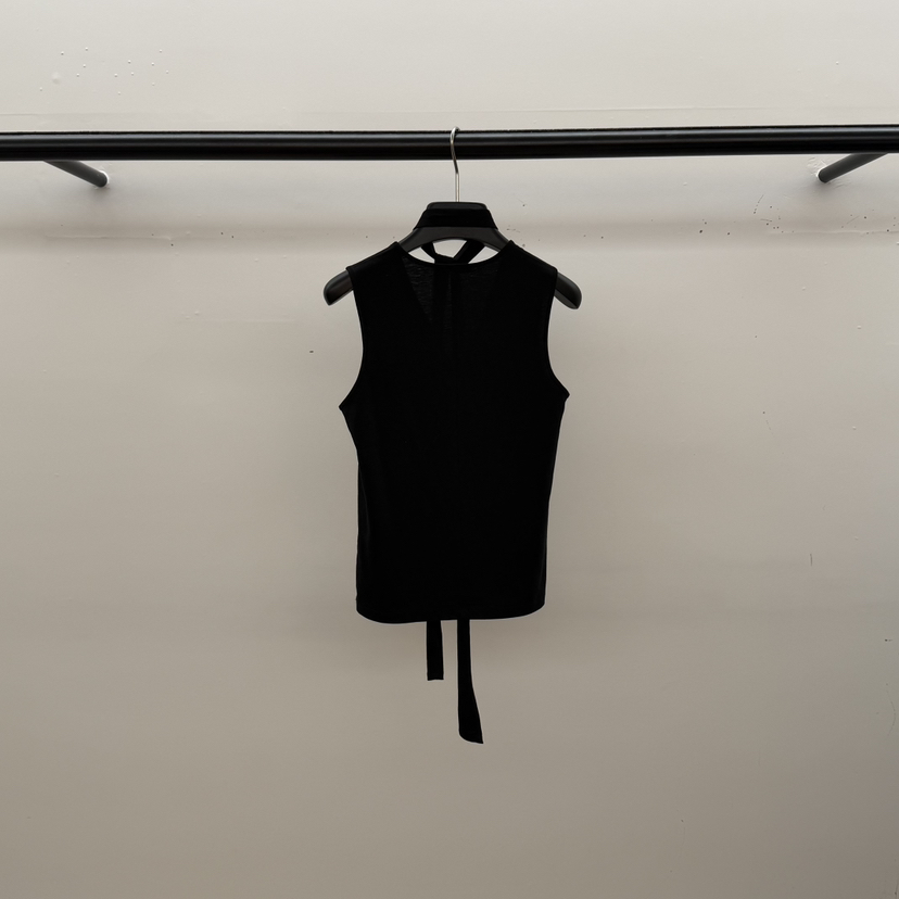 ID韓國代購女士新品職業26春夏時尚推薦吊帶背心含圍巾V領ID吊帶/背心