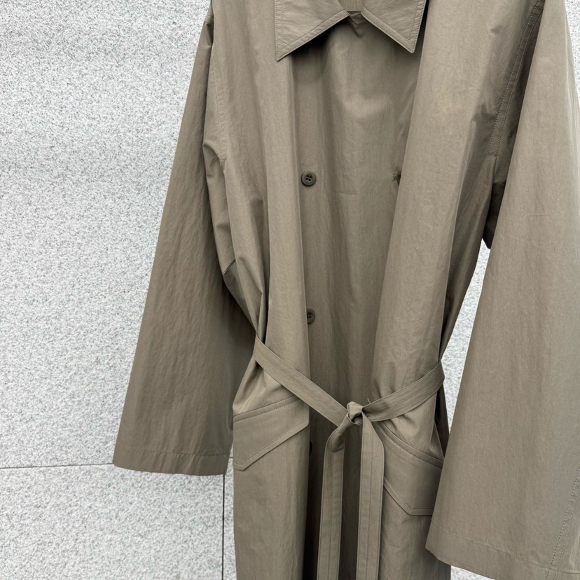 AT THE BAGEL韓國代購女士新品真品時尚長款風衣含腰帶AT THE BAGEL長款風衣