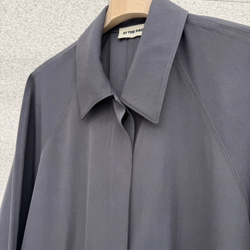 AT THE BAGEL東大門直郵女裝新品推薦人氣熱賣長款風衣AT THE BAGEL長款風衣