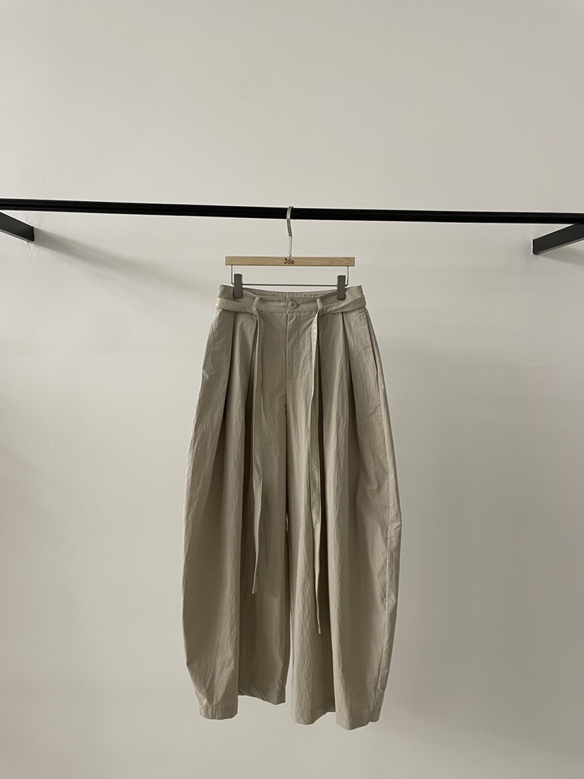 2DA/DARIMI-P東大門直郵女士新款推薦人氣休閑褲含腰帶2DA/DARIMI-P休閑褲圖色1