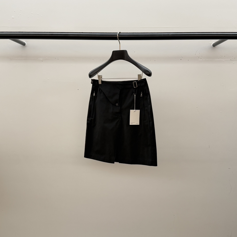 ID東大門直郵女裝新款時尚熱賣休閑人氣真品短裙腰帶緞面ID短裙圖色2