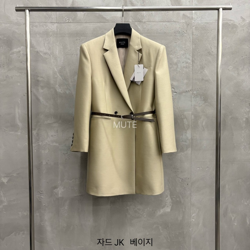 MUTE-P東大門直郵女裝新款熱賣26春夏推薦長款風衣含腰帶MUTE長款風衣圖色2