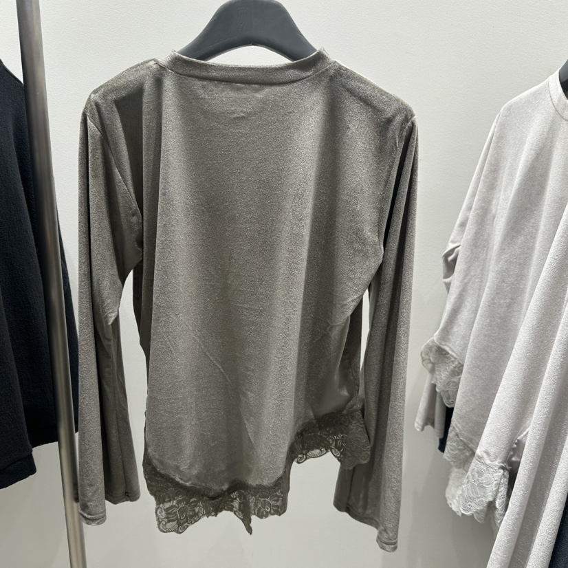 TARABY MOTION韓國代購女士新款26春夏長袖T恤天鵝絨蕾絲TARABY MOTION長袖T恤