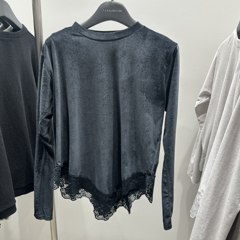 TARABY MOTION韓國代購女士新款26春夏長袖T恤天鵝絨蕾絲TARABY MOTION長袖T恤圖色3