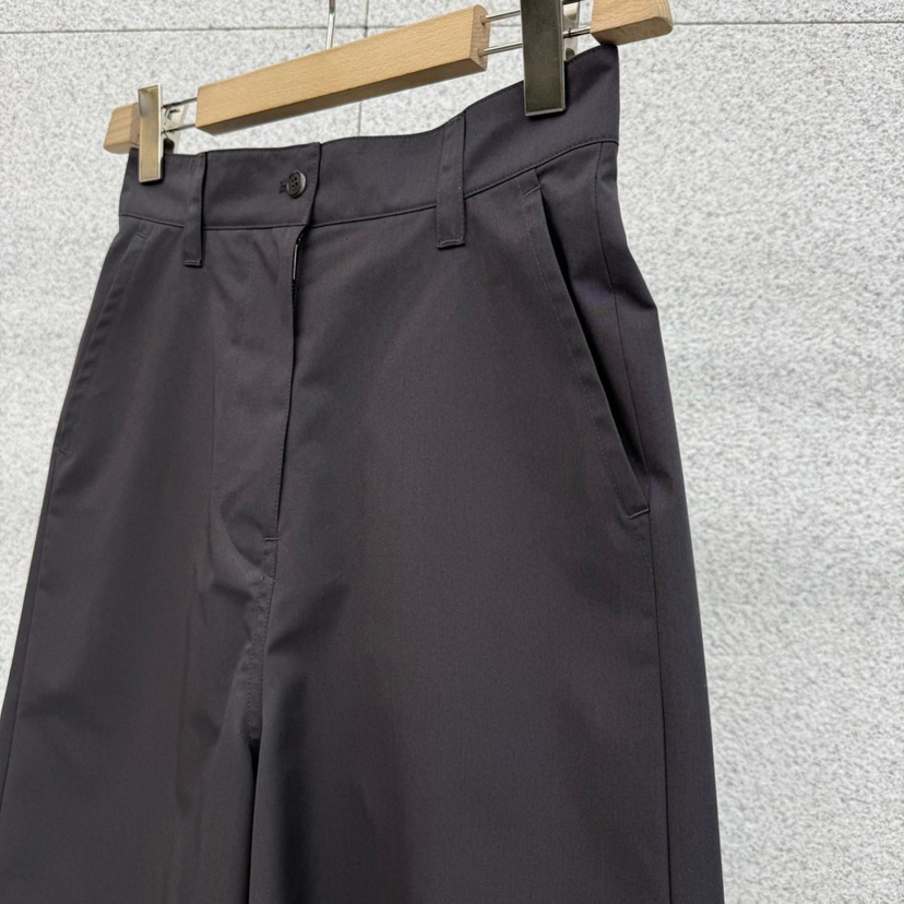 AT THE BAGEL韓國代購女裝新品時尚真品休閑職業人氣短褲AT THE BAGEL短褲