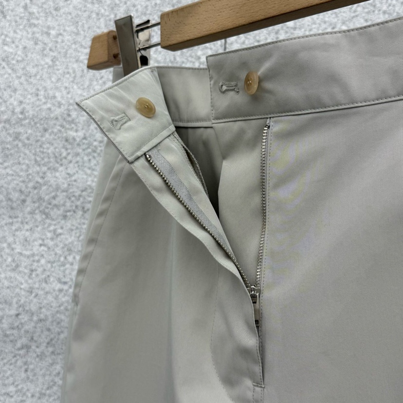 AT THE BAGEL韓國代購女裝新品時尚真品休閑職業人氣短褲AT THE BAGEL短褲