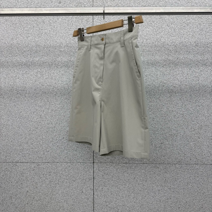 AT THE BAGEL韓國代購女裝新品時尚真品休閑職業人氣短褲AT THE BAGEL短褲圖色1