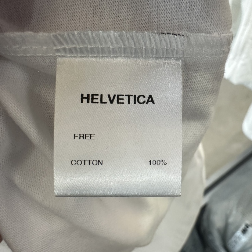 HELVETICA韓國直郵女裝新款真品熱賣職業人氣時尚推薦T恤HELVETICAT恤