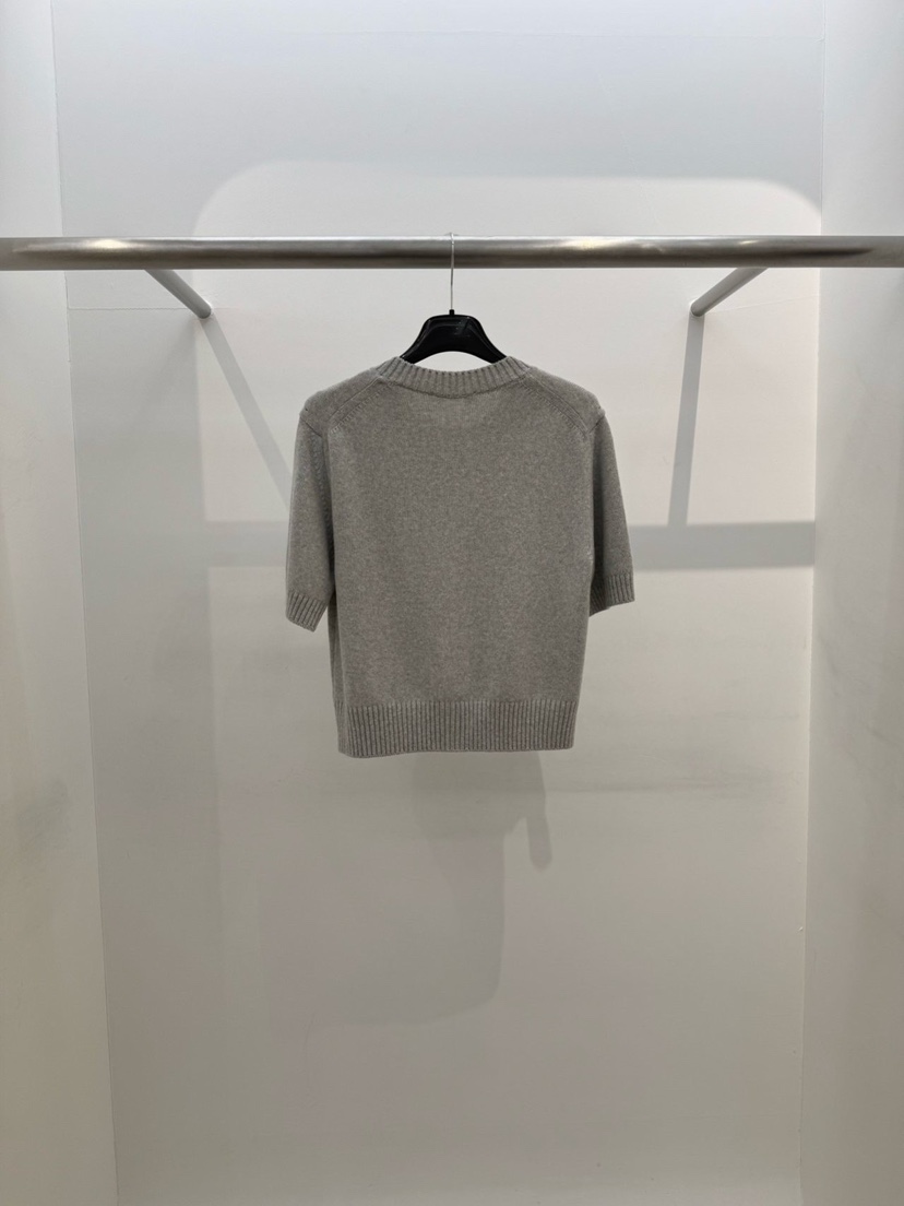 EDIT東大門直郵女士新品熱賣26春夏真品人氣時尚休閑針織衫EDIT針織衫