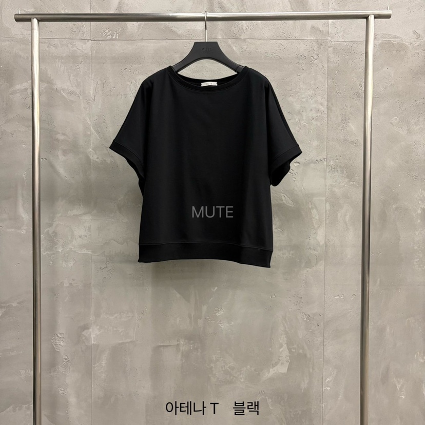MUTE-P韓國直郵女裝新品時尚真品熱賣26春夏人氣推薦T恤MUTET恤圖色4黑色