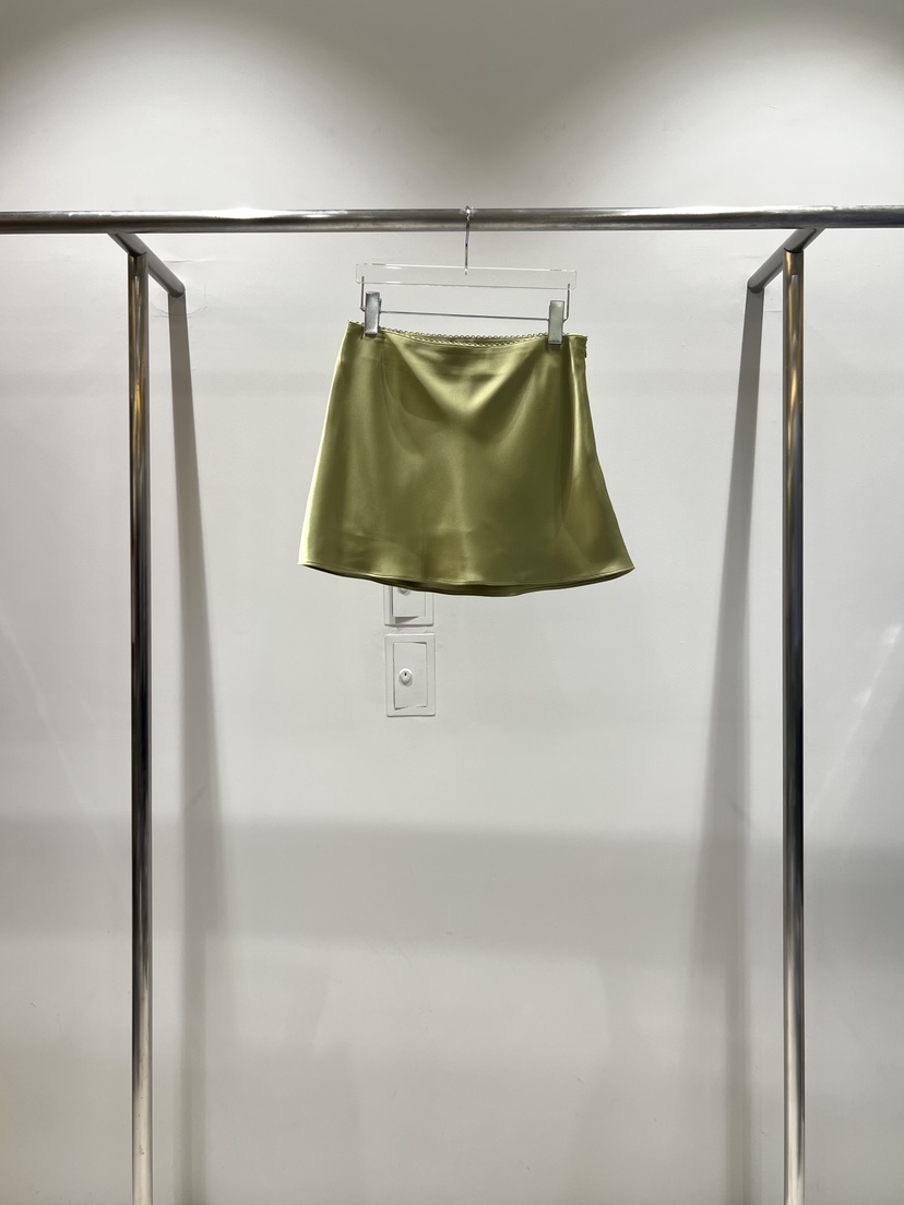 CESTLAVIE東大門實拍女裝新品推薦熱賣真品人氣時尚裙褲緞面CESTLAVIE裙褲圖色1