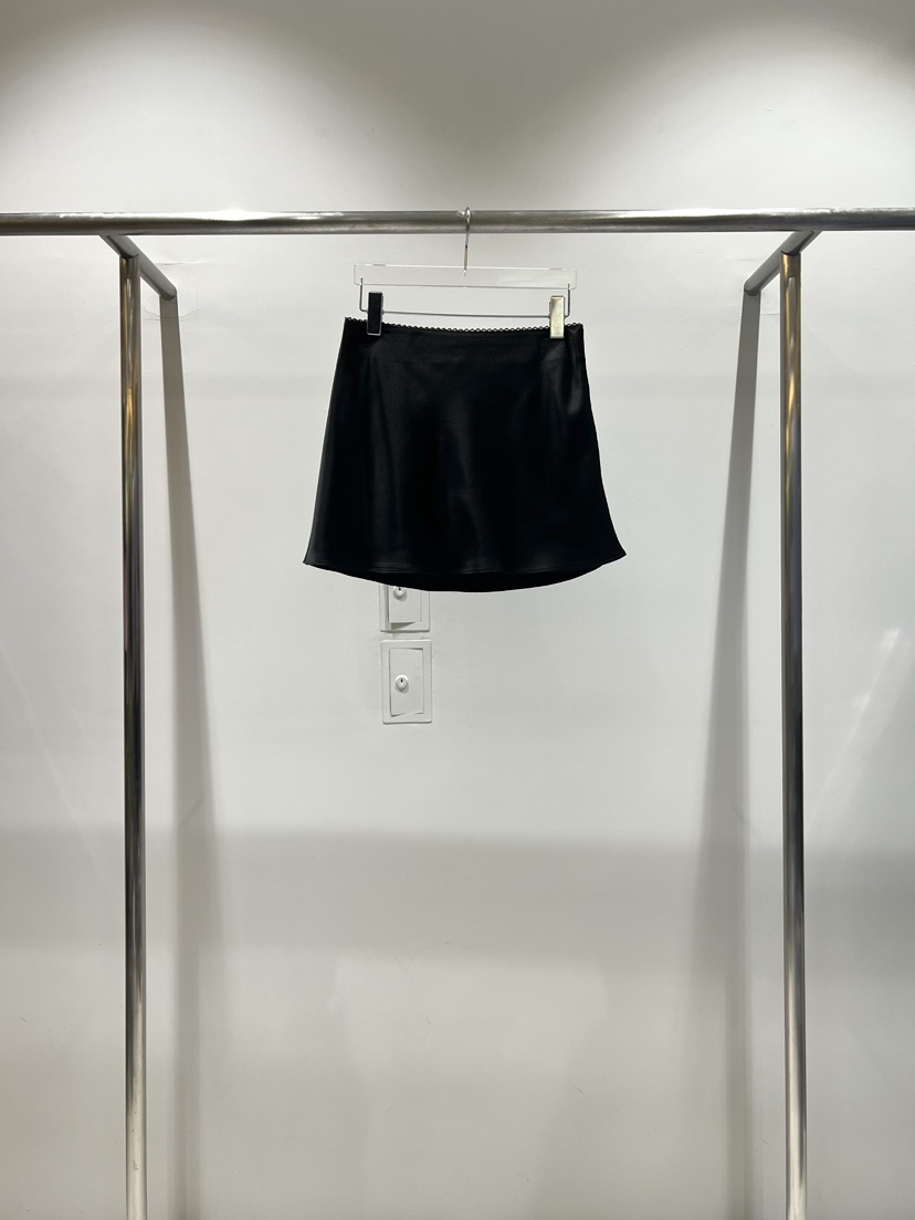 CESTLAVIE東大門實拍女裝新品推薦熱賣真品人氣時尚裙褲緞面CESTLAVIE裙褲圖色2