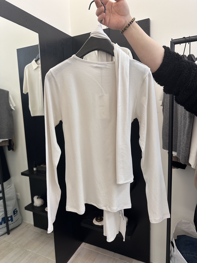 MOANI韓國代購女士新款26春夏推薦時尚真品長袖T恤含圍巾MOANI長袖T恤