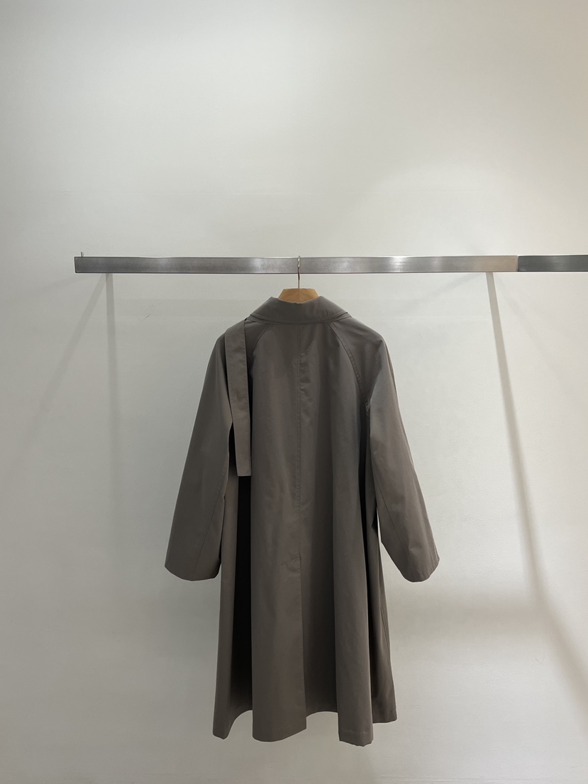 ONESTASTE東大門實拍女士新品時尚推薦熱賣中長款大衣含腰帶TASTE/ONESTASTE中長款大衣