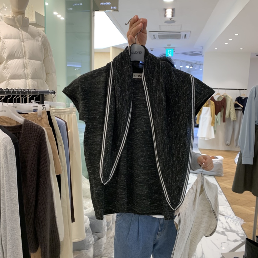 ALMOND東大門直郵女士新品26春夏熱賣時尚人氣針織衫含圍巾ALMOND針織衫圖色2