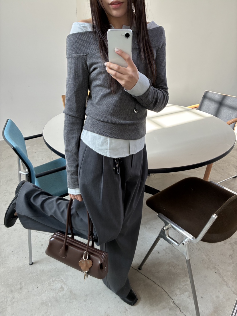 ACME東大門直郵女裝新款職業真品26春夏熱賣襯衫蕾絲衫露肩ACME襯衫/蕾絲衫