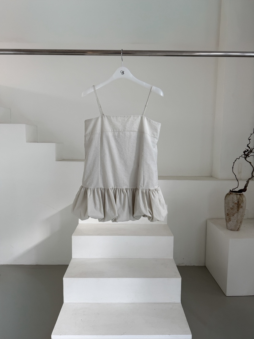 OATMEAL韓國代購女士新款時尚職業休閑人氣26春夏吊帶背心OATMEAL吊帶/背心圖色2