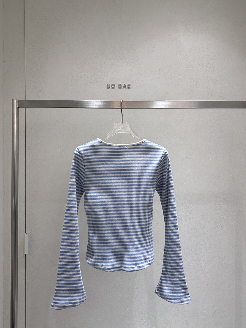 SO BAE東大門直郵女士新品休閑時尚人氣熱賣長袖T恤喇叭SO BAE長袖T恤