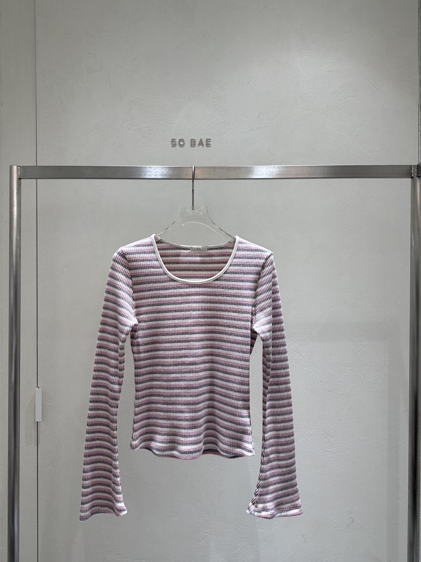 SO BAE東大門直郵女士新品休閑時尚人氣熱賣長袖T恤喇叭SO BAE長袖T恤圖色2